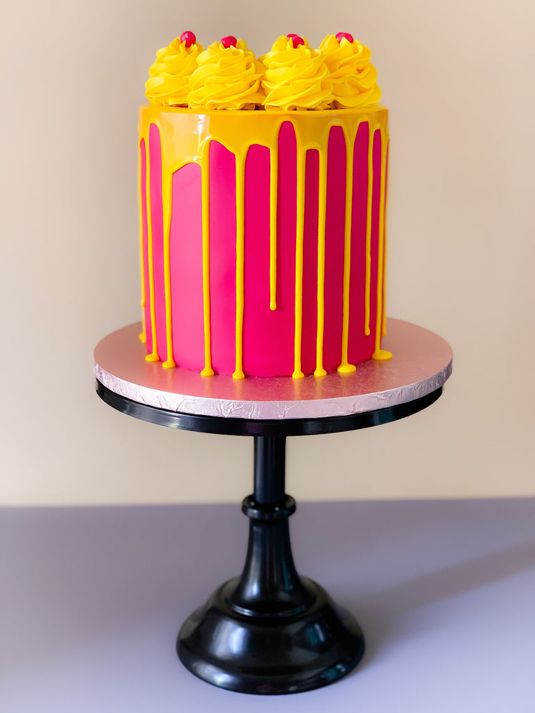 Birthday Cakes | Cake N Chill | Dubai customized cake for birthday celebration | CAKE N CHILL DUBAI