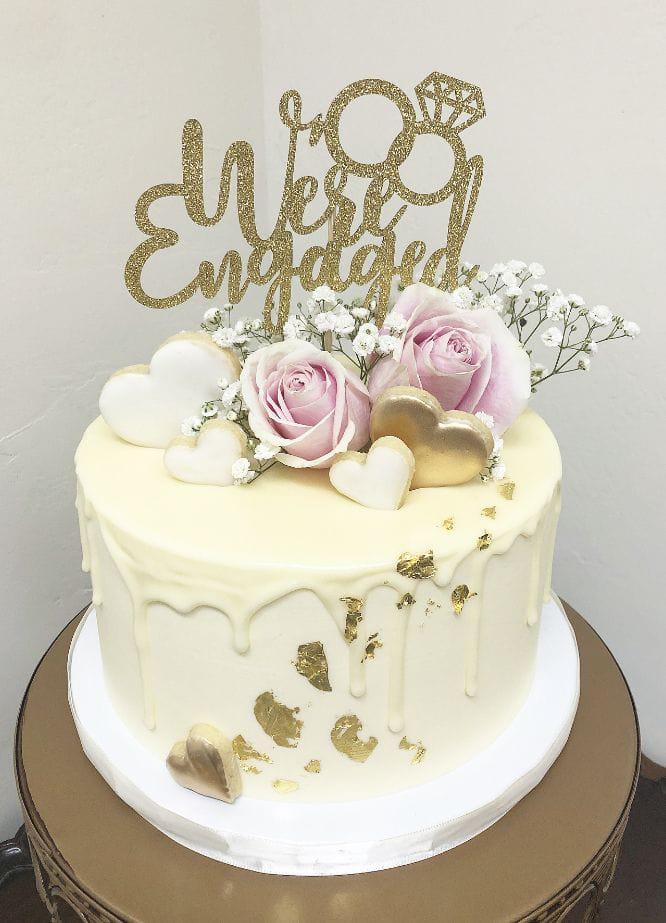 Extensive Collection of Extraordinary 4K Marriage Anniversary Cake Images:  Top 999+