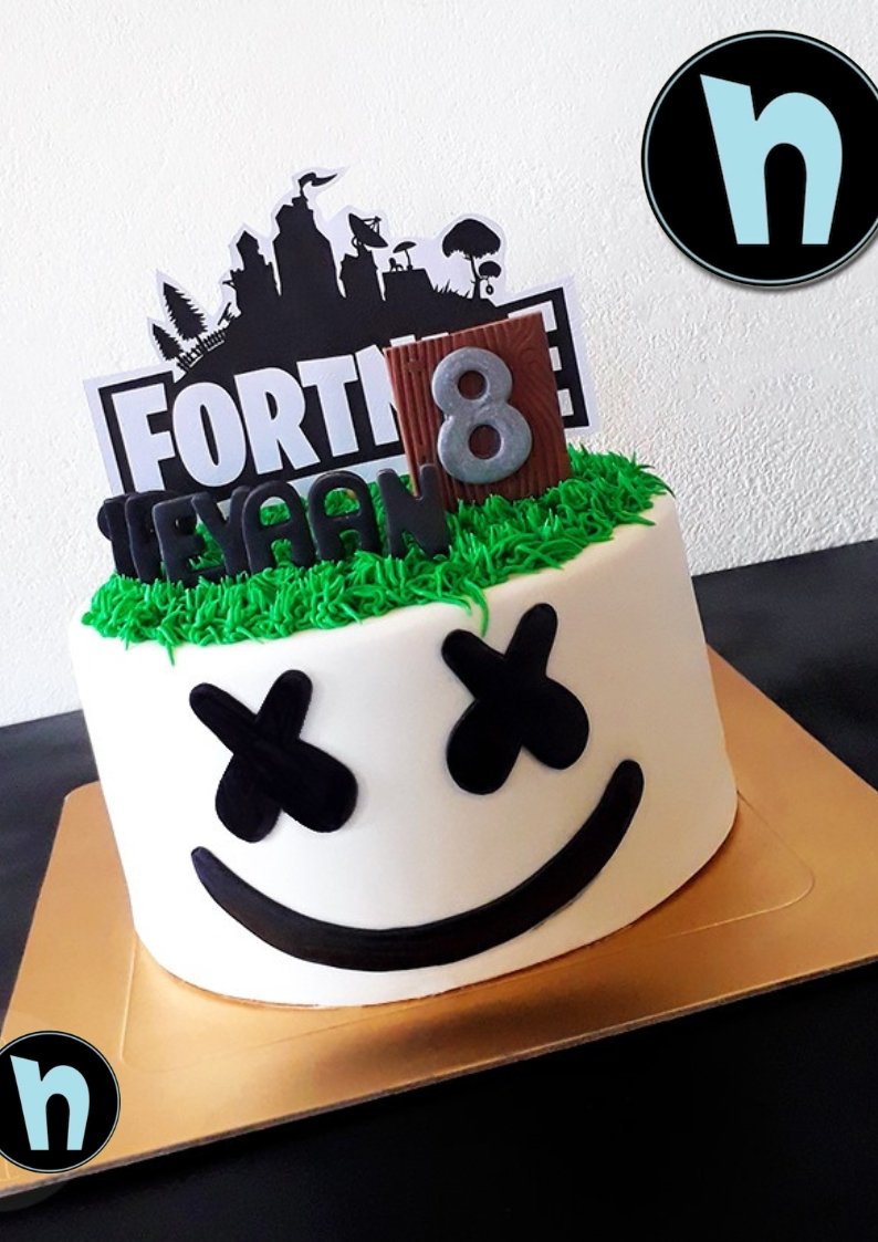 Gâteau sur le thème de la guimauve Fortnite. Surmatelas en papier – CAKE N  CHILL DUBAI