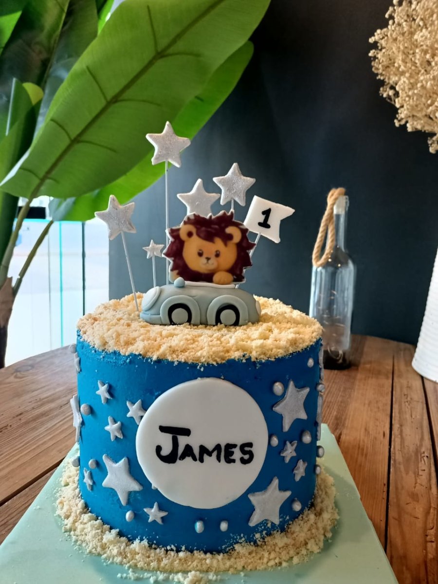 Circus Cake With Lion- NC509 - Amarantos Cakes